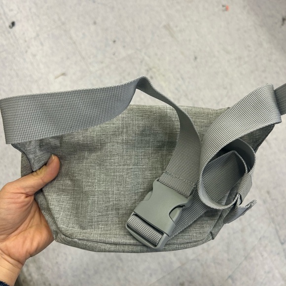 NWT Champion Gray Waist Bag with Rainbow Stripe Accent - Picture 3 of 3